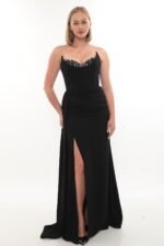 Elegant Crepe Dress – Style 4040 (Black)